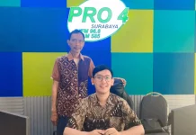Menjaga Warisan lewat Coretan Canting: Kisah Cak Yoko Pengrajin Batik Surabaya