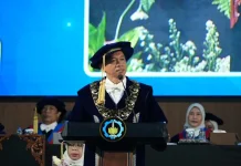 Rektor ITS Ingatkan Wisudawan Terus Belajar di Era Perubahan Teknologi