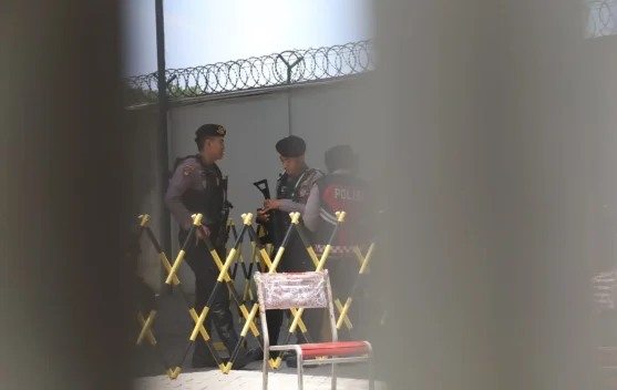 Bareskrim Geledah Pabrik Pengolahan Emas di Sidoarjo