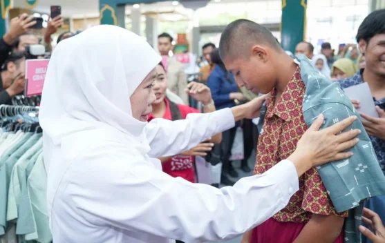 Belanja Lebaran Bersama, Senyum Murid Difabel Warnai Ramadan di Madiun