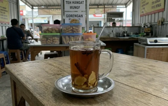 Manfaat Rutin Minum Wedang Jahe Setiap Pagi
