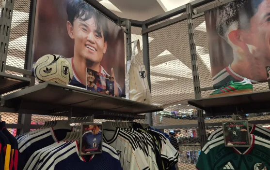 Demam Piala Dunia 2026, Penggemar Bola Berburu Jersey Original Tim Favorit