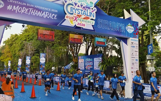Sebanyak 3.500 Peserta Ramaikan Crystalin RunXperience 2026 di Surabaya