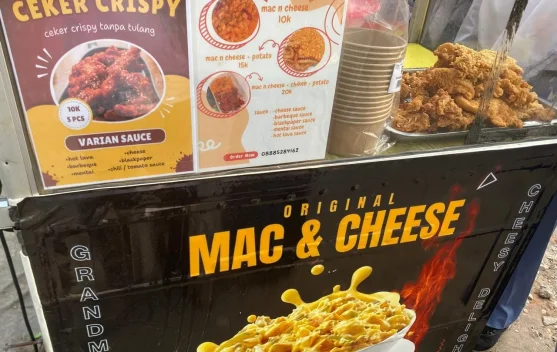 Sensasi Mac & Cheese Lumer : Street Food Baru yang Menggoyang Lidah Warga Manukan