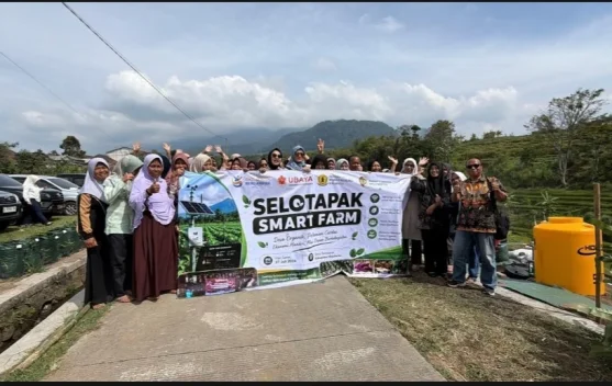 Dukung Pertanian Organik, UBAYA dan UWKS Terapkan Smart Farming
