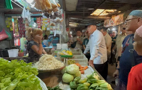 Harga Sayur Melonjak dan Minyakkita Langka di Pasar Asemrowo Surabaya