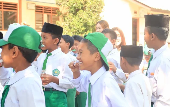 Membangun Generasi Sehat dari Cepokolimo lewat Dental Mission GERDES UNAIR