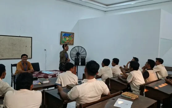 Puluhan Warga Binaan Lapas Porong Kembali Belajar