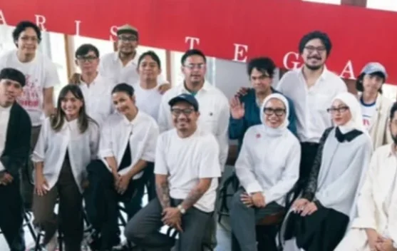 Lafa Pratomo Rayakan 12 Tahun Berkarya lewat EP Kolaboratif "Garis Tegak"
