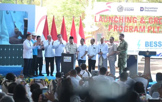 Strategi Kuat PLTS menuju Kemandirian Energi Nasional