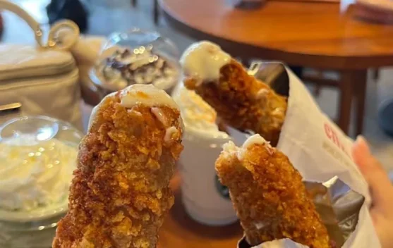 Chikuro, Camilan Chicken Roll Renyah Viral & Wajib Dicoba!