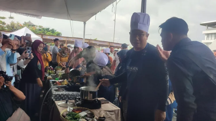 Festival Sambal Tumpang Sragen Pecahkan Rekor MURI