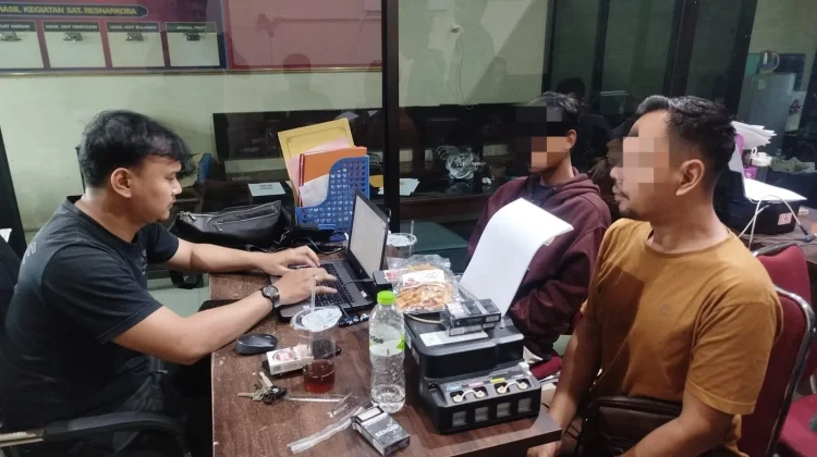 Simpan Sabu di Bungkus Rokok, 3 Pria di Karanganyar Diciduk Polisi