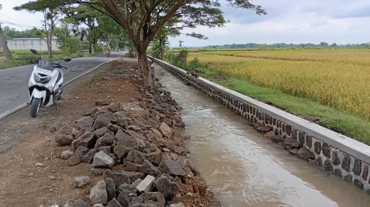 DPU Sragen Klaim Talut Irigasi Ambrol Gondang-Toyogo Proyek Pusat