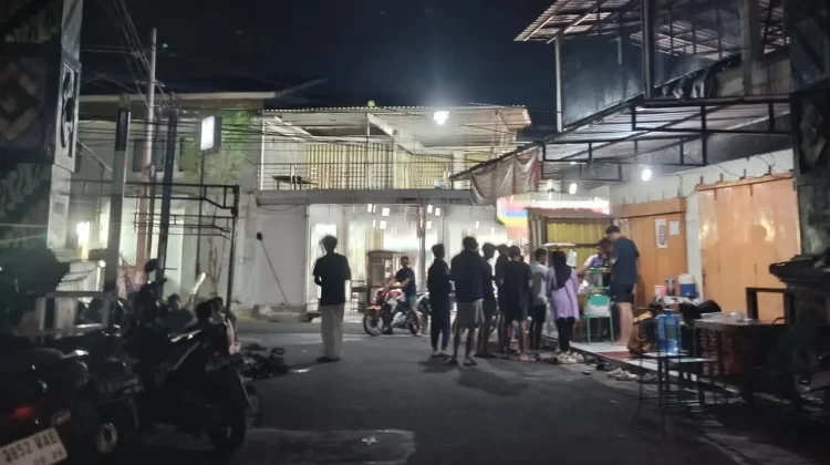 Sahur on The Road, Mahasiswa UNS Hidupkan Ramadan di Tanah Rantau
