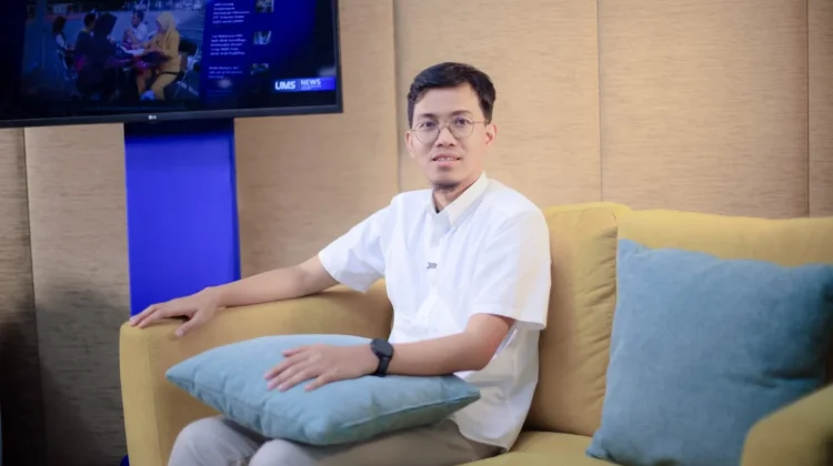 Mispersepsi AI, Dosen UMS Tekankan Adaptasi Teknologi dan Literasi Kritis