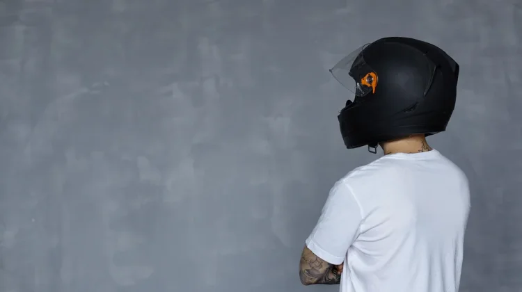 Manfaat Helm Fullface untuk Keselamatan Berkendara