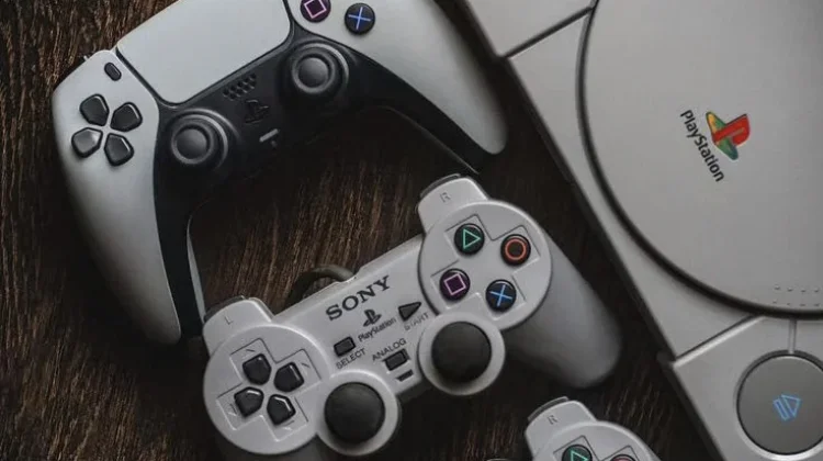 Filosofi Tersembunyi Tombol PlayStation