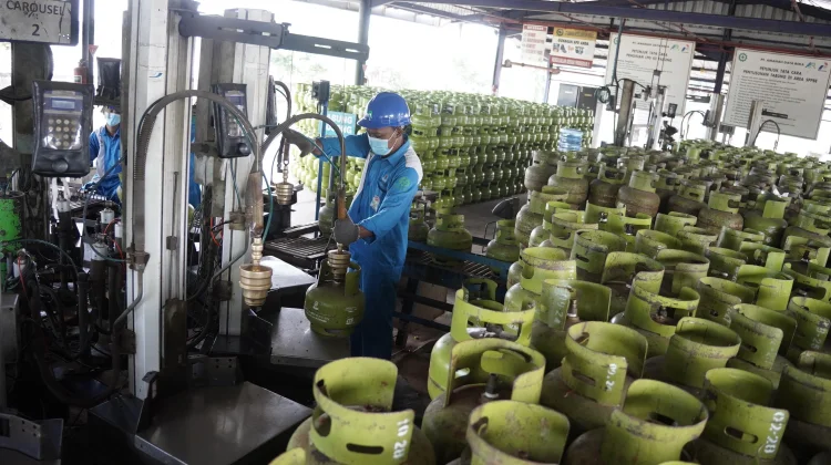 Pertamina Guyur Tambahan Satu Juta Lebih Tabung LPG 3 Kg di Jateng dan DIY
