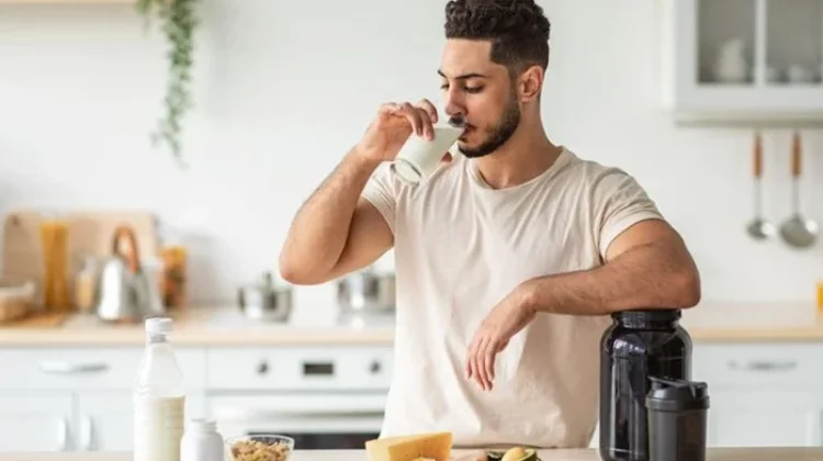 Minum setelah Makan Bantu Pencernaan