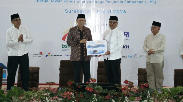 LPS Beri Bantuan Dana Pendidikan bagi 100 Mahasiswa UNS