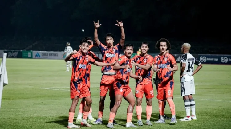 Stadion Sriwedari Masih membawa Tuah Bagi Kendal Tornado FC, Kalahkan Persipura
