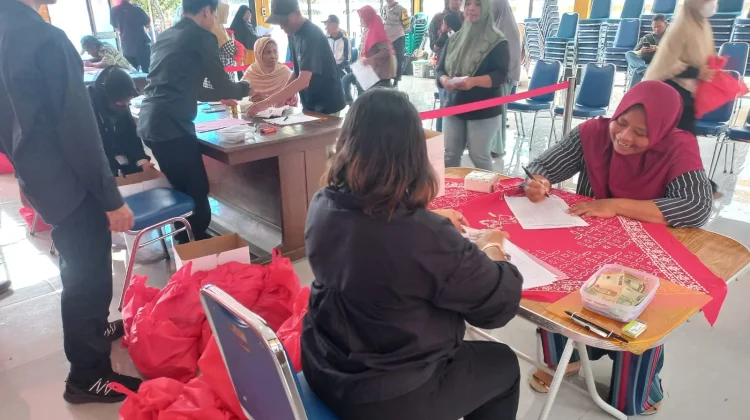 Pemkab Klaten Gelar Pasar Murah, Satu Paket Sepuluh Ribu Rupiah