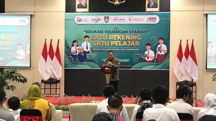 OJK Surakarta Gelar Edukasi Keuangan Syariah untuk Pelajar Difabel