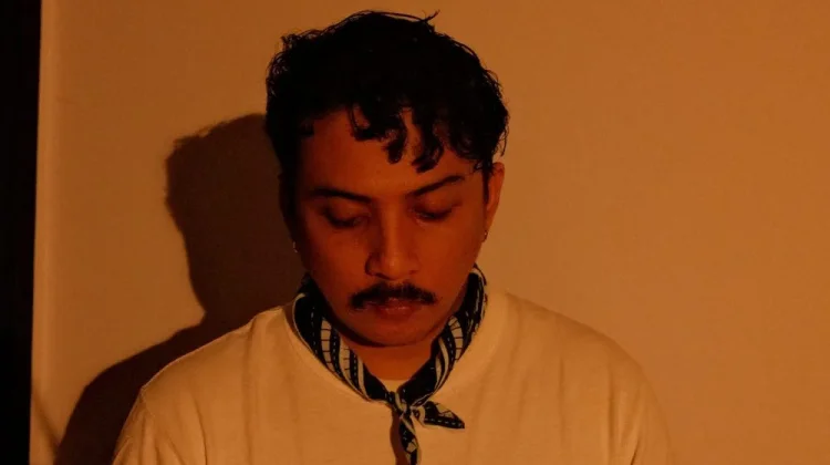 Makna Mendalam Lagu 'Ada Titik-Titik di Ujung Doa'
