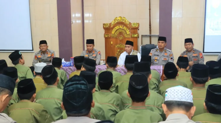 Kapolres Karanganyar Berbagi Kebahagiaan, Gelar Buka Puasa Bersama Anak Yatim