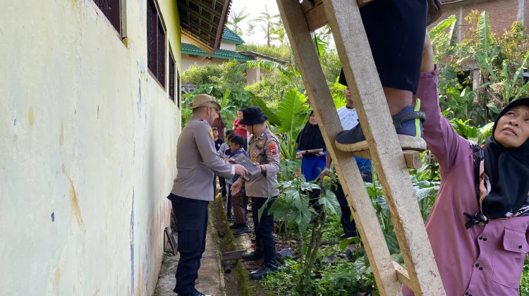 Gotong Royong Pulihkan SDN Jeporo usai Puting Beliung