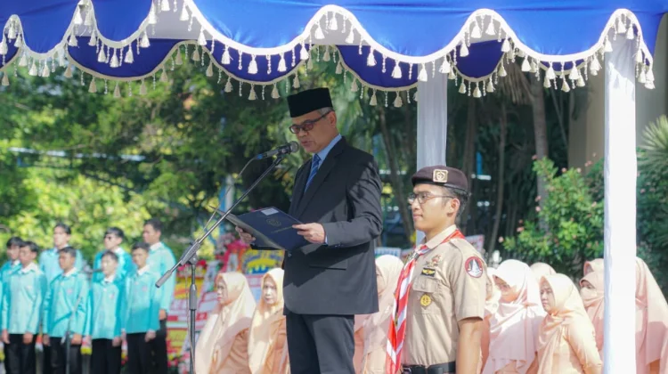 Hari Jadi ke-50, UNS Kokohkan Posisi Kampus Terbaik Kedua di Indonesia