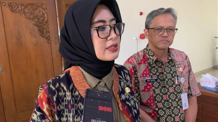 Sidak Pasar Takjil, Astrid Widayani Dapati Mie Mengandung Formalin