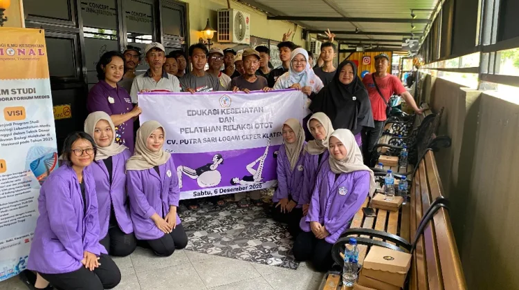 Edukasi Kesehatan dan Pelatihan Relaksasi Otot STIKES Nasional di Ceper Klaten