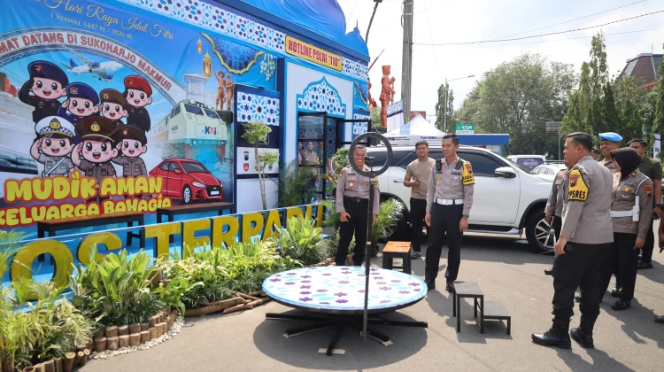 Kapolres Sukoharjo Cek Pos Terpadu Simpang Lima dan Pospam Pandawa
