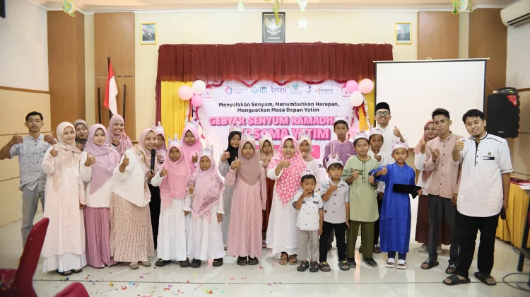 Milad ke 10, LAZ Sukoharjo Peduli Salurkan Santunan Ratusan Anak Yatim