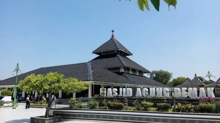Masjid Agung Demak, Warisan Sejarah Islam di Jawa