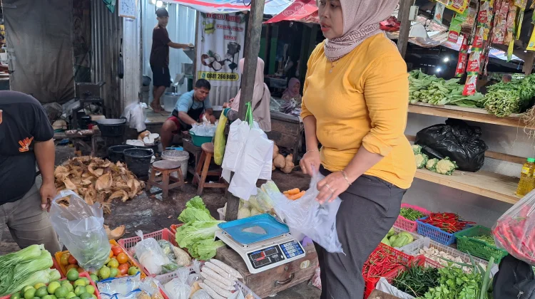 Lebaran Kurang Tiga Hari, Harga Cabai di Kota Solo Tembus Rp110.000