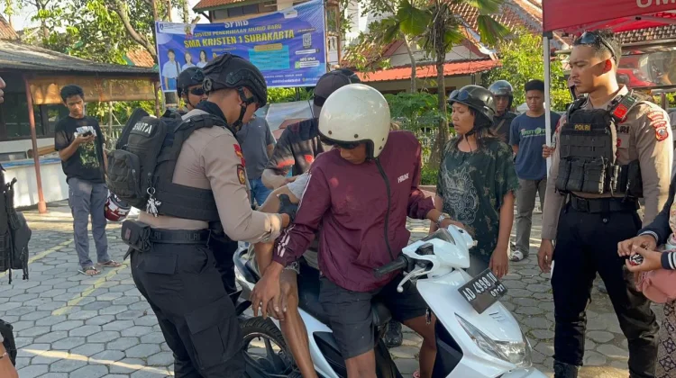 Diduga Berkendara dalam Kondisi Mabuk, Warga Mojosongo Alami Laka Tunggal