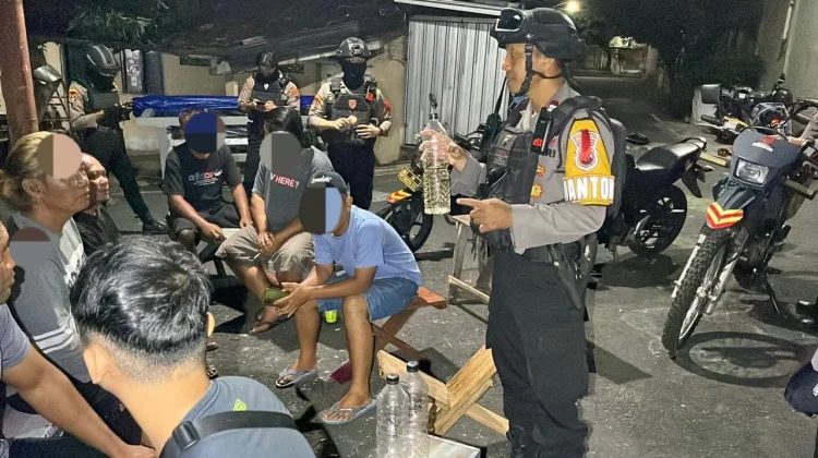 Tim Sparta Polresta Surakarta Tertibkan Pesta Miras di Banjarsari