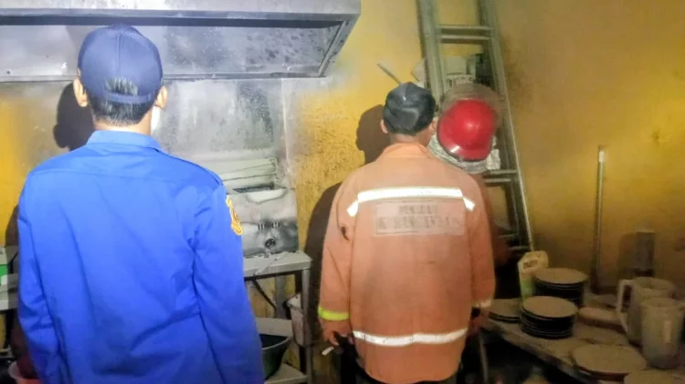 Andapan Kompor Terbakar, Gerai Kuliner di Palur Plaza Nyaris Ludes