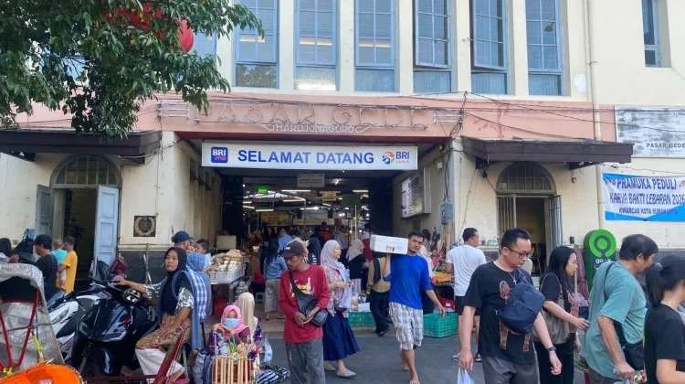 Berkah Lebaran, Penjual Dawet Pasar Gede Solo Panen Rezeki Melimpah