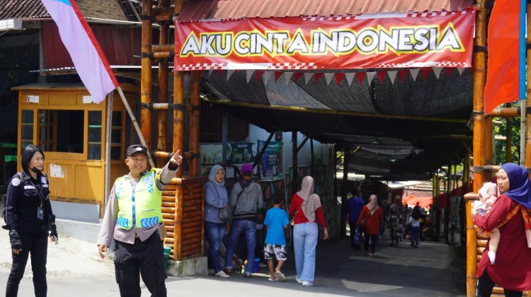 Ribuan Wisatawan Padati Panorama, Polsek Teras Siaga Jaga Keamanan Libur Lebaran