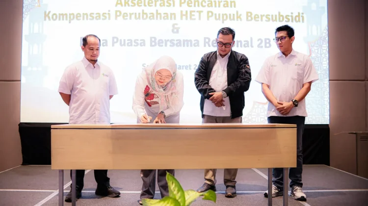 Dukung Petani, Petrokimia Gresik Realisasikan Kompensasi 120 Miliar