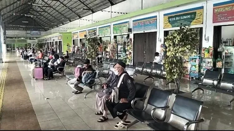 Terminal Sukarno Klaten H Plus Dua Arus Balik Mulai Ramai