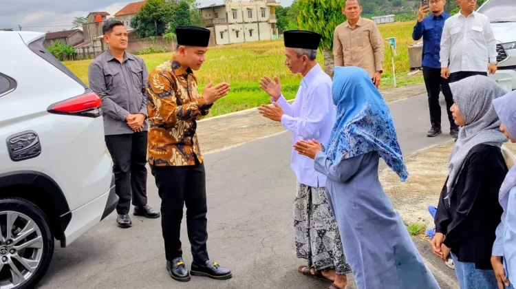 Wapres Gibran Silaturahmi ke PCNU Karanganyar, Minta Doa Soal Haji