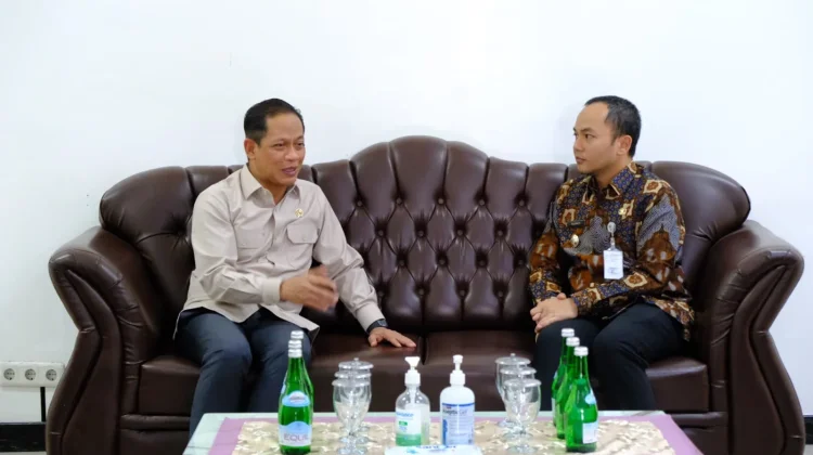 Belum Optimal, Menteri Lingkungan Hidup Akan Audit PLTSa Putri Cempo