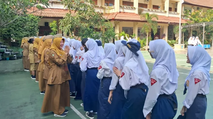 SMPN 3 Solo Gelar Halalbihalal di Hari Pertama Masuk Sekolah