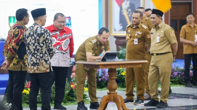 Wali Kota Solo Tekankan Pentingnya Transparansi Anggaran untuk Cegah Korupsi
