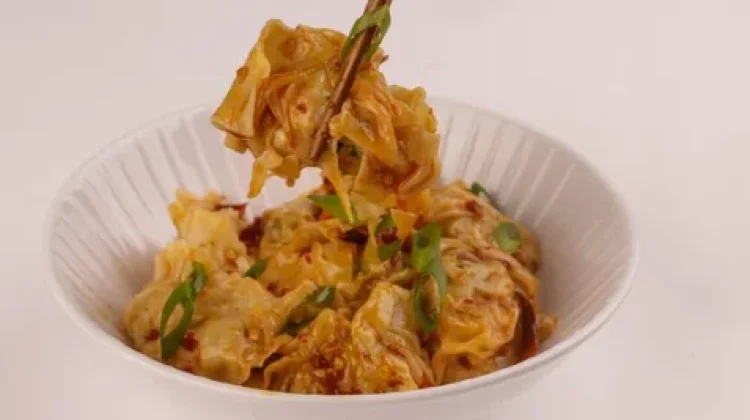 Cara Membuat Pangsit Chili Oil di Rumah, Mudah dan Enak
